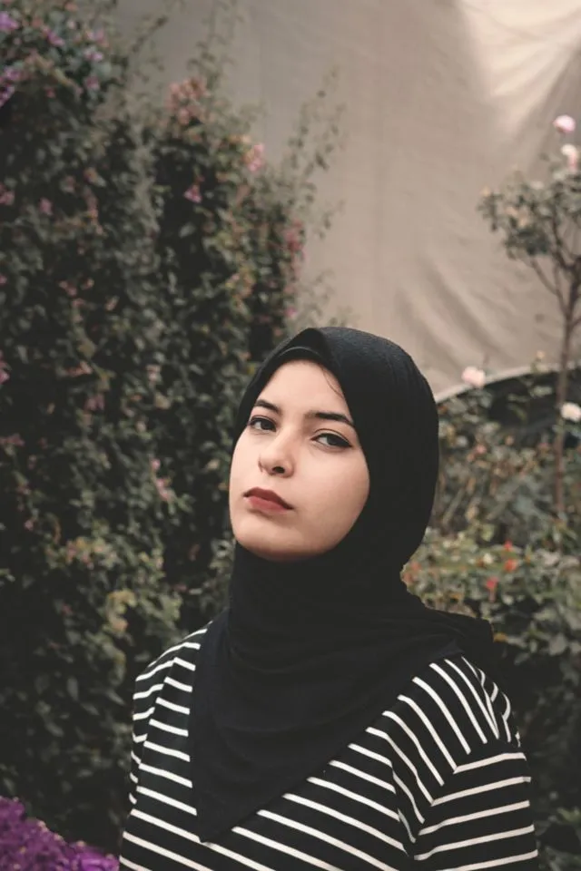 Simak 7 Cara Ini Agar Pakaian Tipis Kamu Nggak Menerawang. Cewek Berhijab Wajib Tahu 14