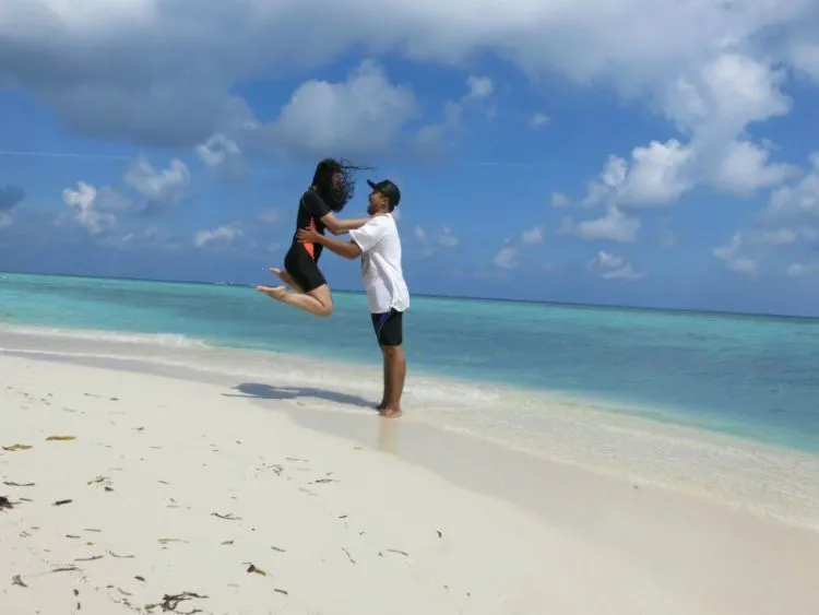 6 Hal Romantis yang Bisa Kamu Lakukan Saat Bulan Madu di Pantai Selain Bali 7