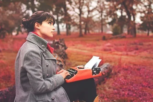 7 Profesi Ini Bikin Cewek Menarik di Mata Cowok Masa Kini, Zaman Udah Berubah Lho! 9