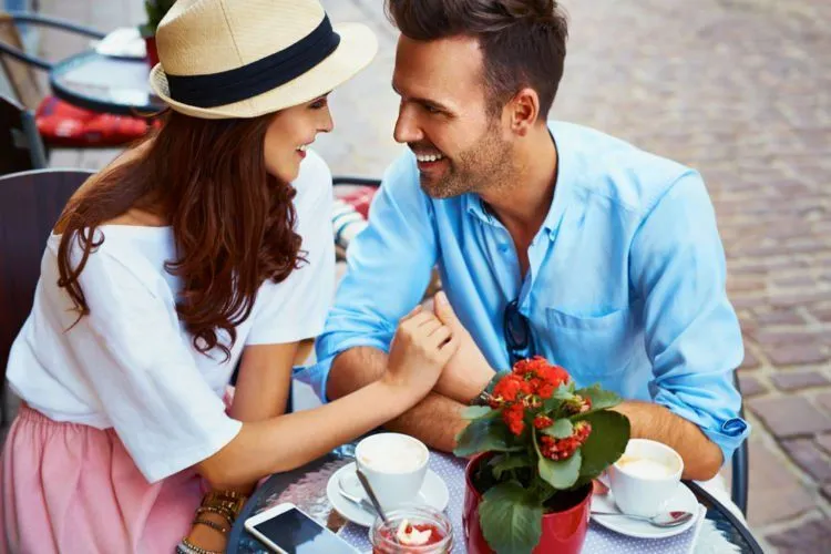 Long Distance Marriage Memang Tidak Mudah, Tapi 6 Hal Ini Membuat LDM Worth It Dipertahankan! 7