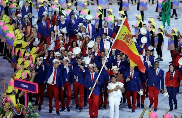 14 Seragam Nasional Paling Hits di Olimpiade 2016, Indonesia Salah Satunya Lho! 31