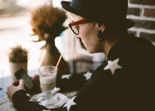 5 Pertanda Alam Ini Nunjukin Kamu Udah Kebelet Banget Nikah, Nggak Perlu Lagi Ditutupin Sih 7