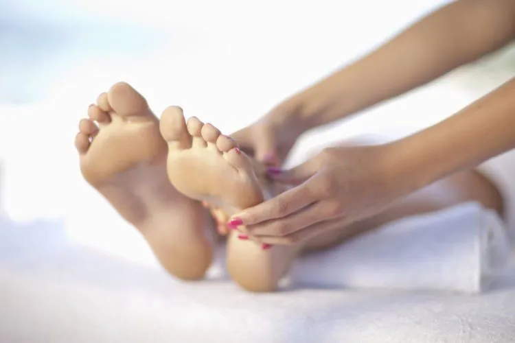 Ternyata Posisi Tidur Miring ke Kiri Itu Dianjurkan. 10 Manfaat Ini yang Akan Kamu Dapatkan 18