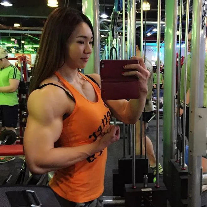Selain Cantik, 6 Cewek Ini Memiliki Tubuh Super Atletis. Badan Mereka Bisa Bikin Cowok Minder Nih 10