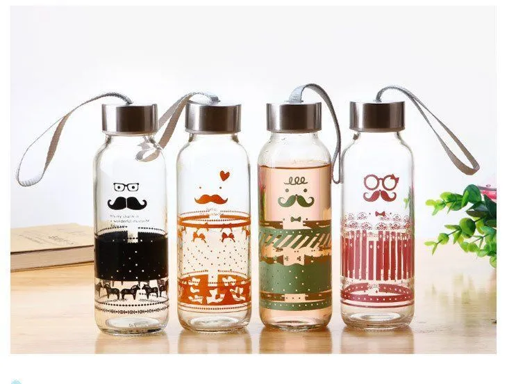 20 Ide Bentuk Botol Minum Kekinian; Cocok Buatmu yang Suka Bawa Minum ke Mana-Mana 32