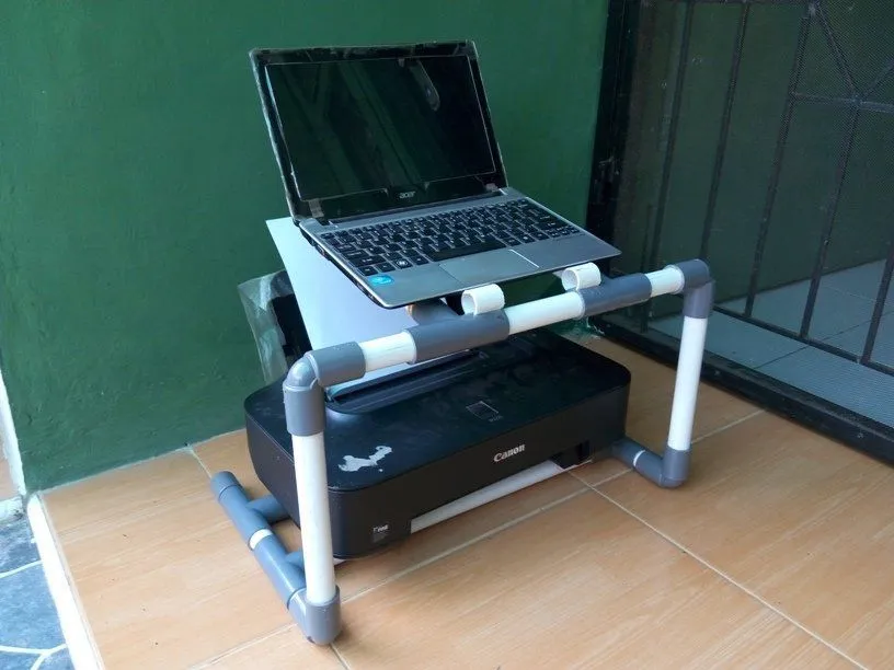 Meja Laptop Nggak Perlu Beli, Kamu Bisa Buat Sendiri dengan Langkah-langkah Ini! 9