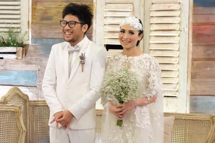 Dari Hati Terdalam Wanita, Kami Ingin Kamu Memakai Baju Seperti Ini di Pernikahan Kita, Mas 19