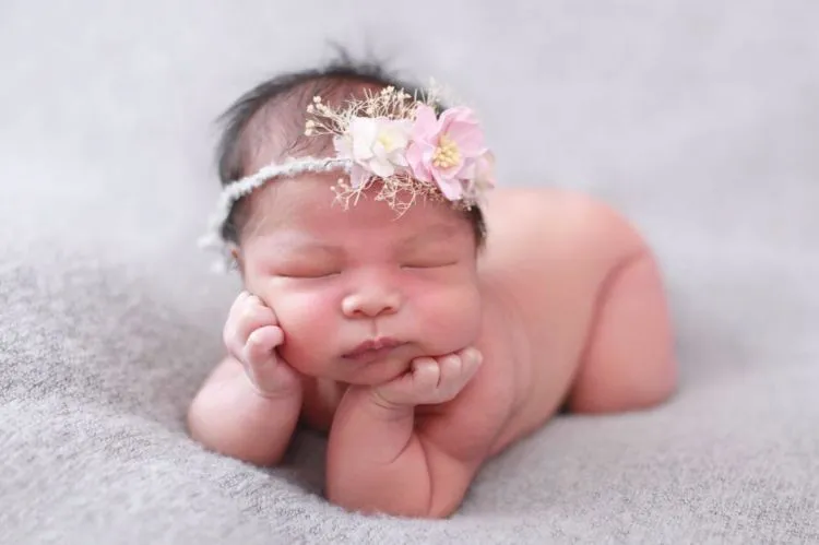 Intip Lucunya Pemotretan Bayi Chelsea Olivia dan Glenn Alinskie, Imut Berat! 6
