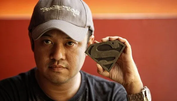 Sukses Ngebanyol Ala Kasino, Vino Bastian Bakal Tampil Kalem Jadi Chrisye 8