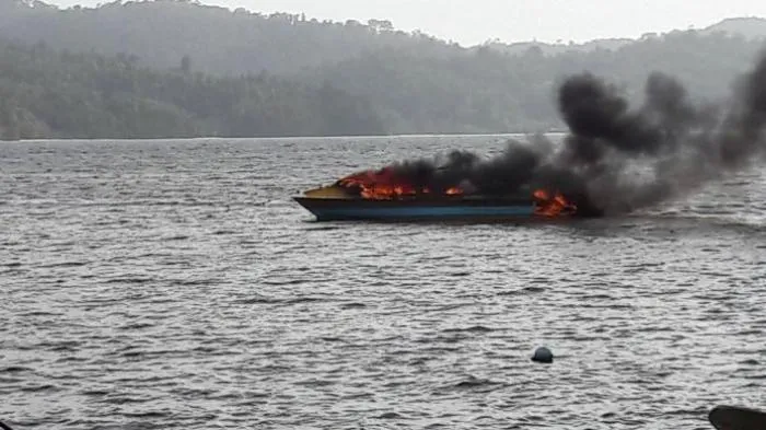Lagi, Berita Duka Kembali Menyapa. Kapal Boat Tujuan Gili Trawangan Meledak, Satu Nyawa Melayang! 8