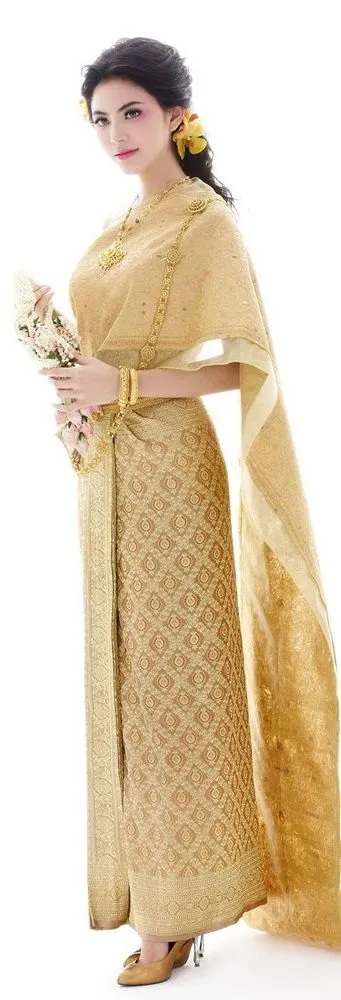 Intip Bermacam Gaun Pernikahan Tradisional dari Asia Yuk, Indonesia pun Tak Kalah Cantik Lho! 21