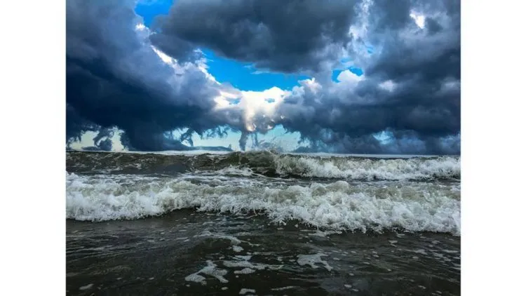 Foto Terbaik dari Weather Channel yang Keren Abis. Indonesia Masuk Lho... 18