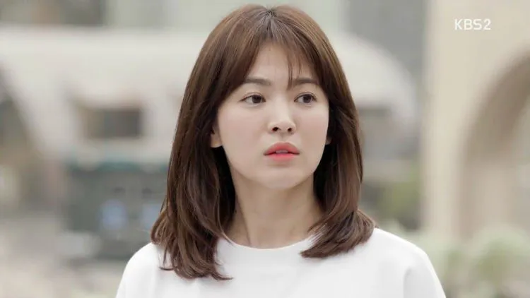 Seperti Apa Rupa 15 Seleb Ini dalam Kondisi Tanpa Make-Up? Mungkin Kamu Justru Makin Kesengsem 55