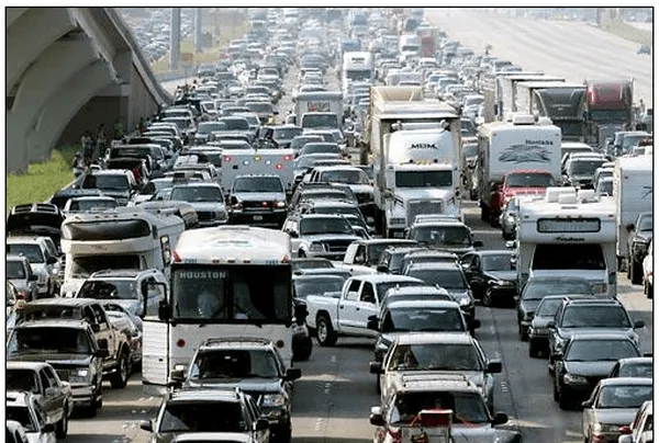 Macet di Jakarta Nggak Ada Apa-apanya Dibanding 7 Kemacetan Terparah Sepanjang Sejarah Ini! 11