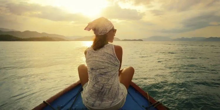 Solo Traveling Udah Nggak Jadi Momok yang Menakutkan. Asal Kamu Terapkan 20 Tips Ini, Ladies! 28