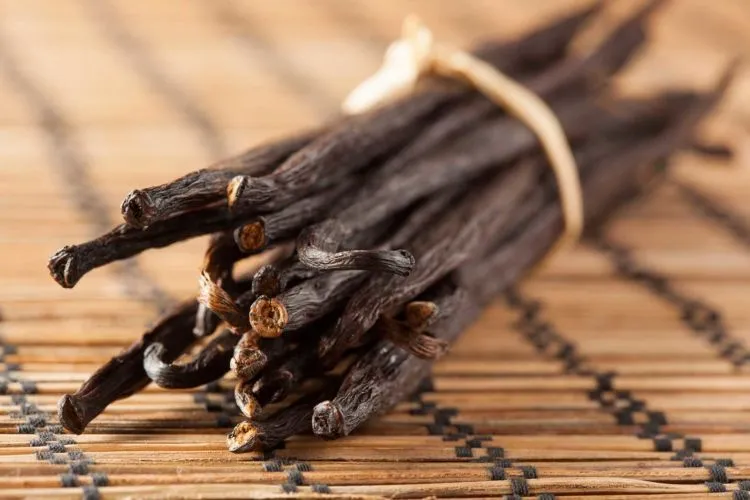 Selain Tahan Lama, 8 Wangi Parfum Ini Ampuh Jadi Mood Booster Kerja! 13