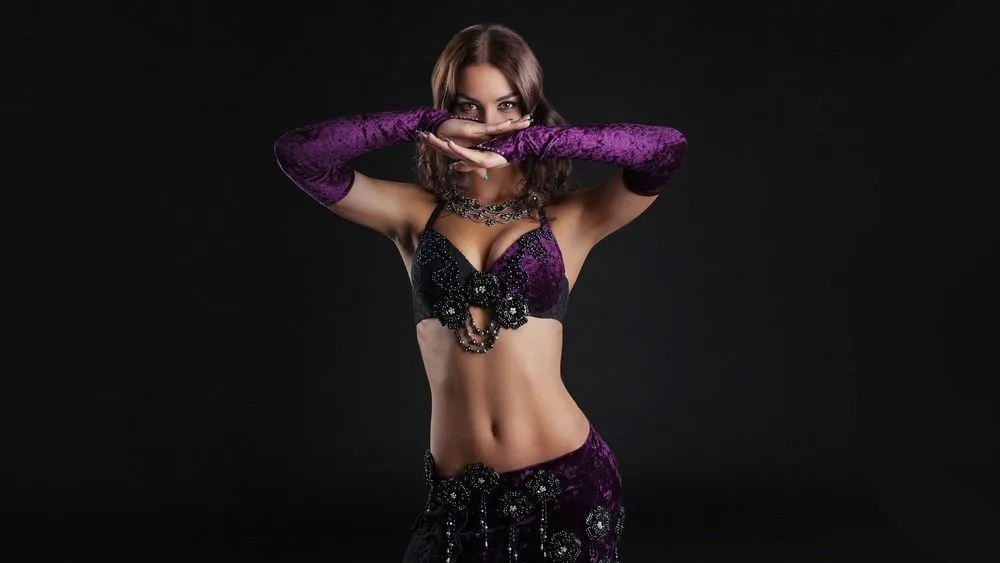 Walau Sering Dianggap Erotis, Belly Dance Ternyata Punya 6 Manfaat Keren Ini! 8
