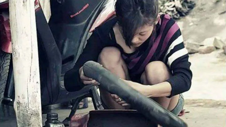7 Perempuan Ini Berjuang Di 'Dunia Laki-Laki'. Semangatnya Patut Kamu Teladani 8
