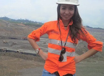 7 Perempuan Ini Berjuang Di 'Dunia Laki-Laki'. Semangatnya Patut Kamu Teladani 14