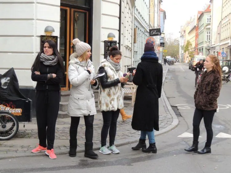 Cowok Lihatlah Negara Denmark. Mereka Adalah Masyarakat Dengan Pengertian Tinggi Pada Cewek 7