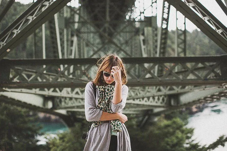 9 Gesture Cowok yang Bikin Cewek Bertanya-Tanya, 'Beneran Serius Atau Nggak Sih Dia?' 15