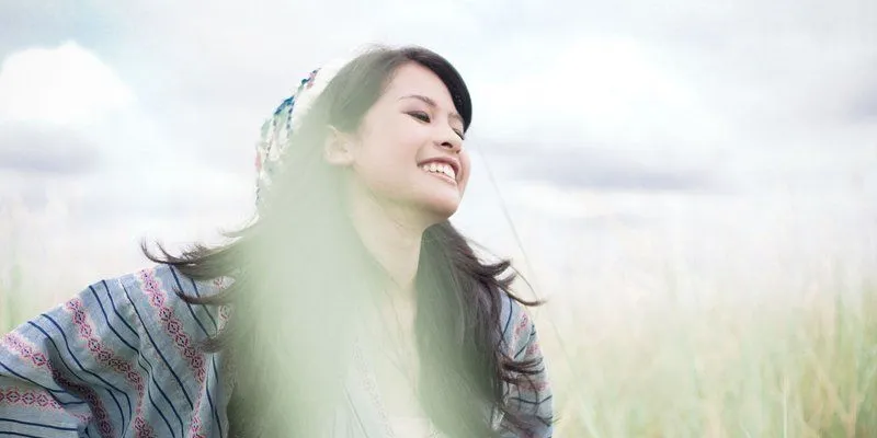 Niatnya Sih Berbenah Dulu. Tapi, 5 Lagu Maudy Ayunda Ini Malah Bikin Nangis Melulu