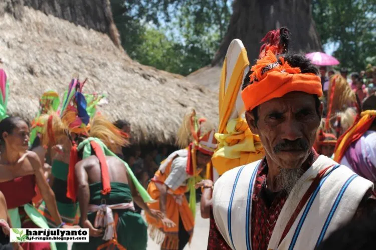 Desa Adat Suku Loli di Sumba Jadi Salah Satu Desa Terindah Indonesia! Masa Nggak Pengen ke Sana? 8