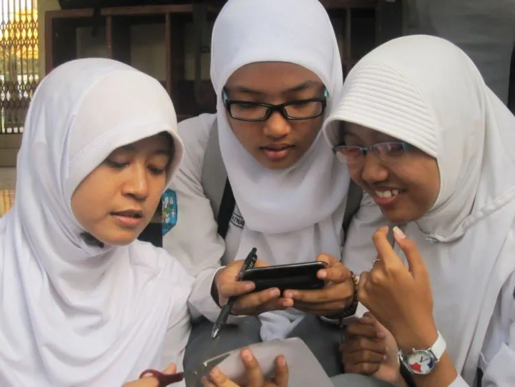 Hal-hal Konyol Ini Pasti Dulu Sering Kamu Lakukan Pas Naksir Orang. Udah Ngaku Aja 11