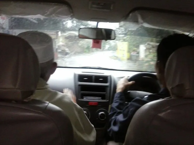Cowok Sejati Tetap Harus Bisa Nyetir Meski Belum Punya Mobil Sendiri! 10