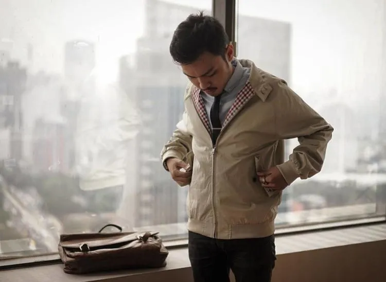 10 Jaket Macho Buat Cowok Pakai Berkendara. Panggilan