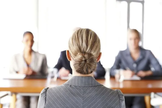 Bila Kamu Melakukan 8 Hal Ini Saat Interview Kerja, Selamat—Kamu Baru Saja Gagal 15