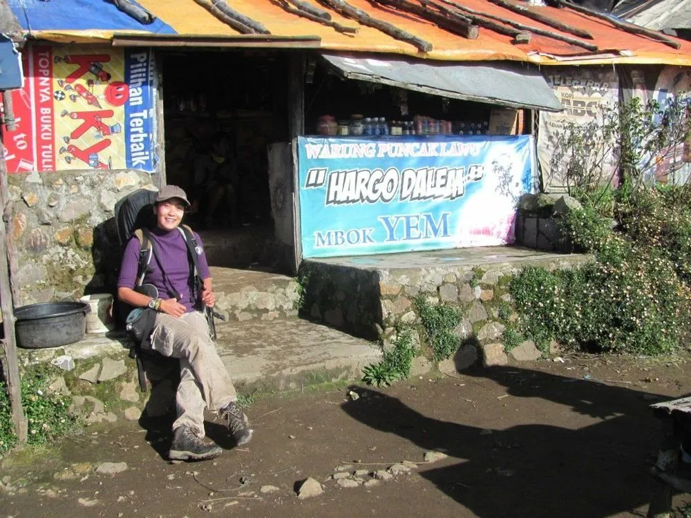 Warung Mbok Yem, Warung Tertinggi di Puncak Lawu