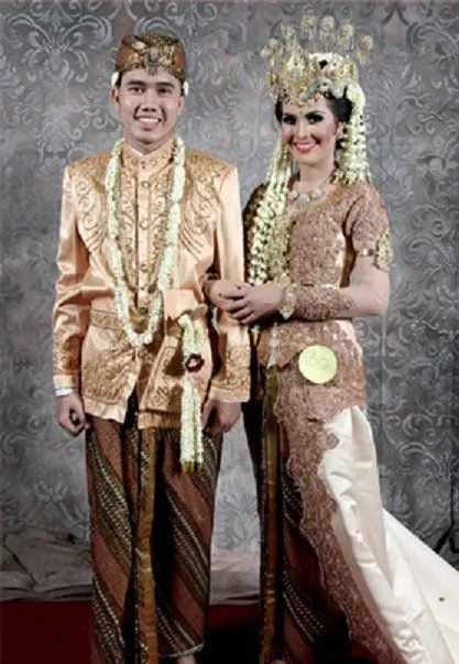 Jangan Ngaku Orang Pasundan Kalau Kamu Nggak Tahu Makna Di Balik Riasan Pengantin Sunda Siger 12