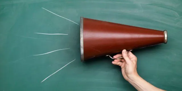 8 Bahasa Tubuh Ini Nggak Akan Membuatmu Disepelekan. Kamu Terlihat Ramah dan Meyakinkan 12