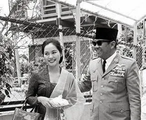 Belajar Move On A la Bung Karno: Ditinggal Sekali, Dapat Lagi 9 Kali! 8