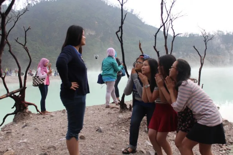 Begini Lho Repotnya Jalan-jalan Sama Temen yang Bawel. 6 Hal Ini Pasti Sering Kamu Rasakan! 10