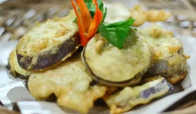 7 Resep Cara Buat Cemilan Pedas yang Mudah & Mantul 10