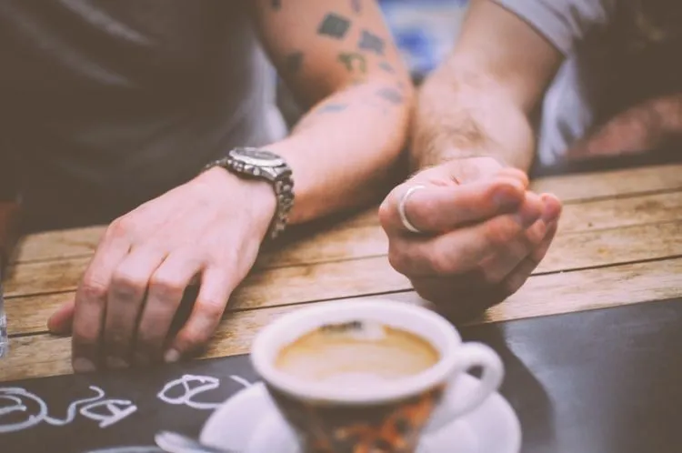 Sifat-Sifat Bertolak Belakang yang Bisa Bikin Kalian Jadi Partner Oke di Masa Depan! 7