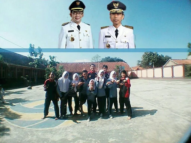 Biasanya Sih Ikan Paus, Tapi Kok Jadi Ridwan Kamil. Inilah Gaya Foto UpandUp Baru yang Bikin Ngakak 24