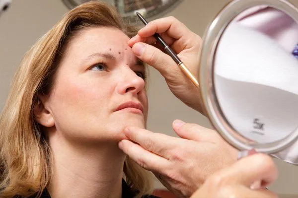 Plus-Minus Berlangganan Krim dan Paket Kecantikan dari Dokter. Wah, Kudu Tahu Nih! 10