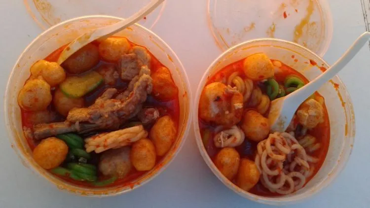 7 Resep Cara Buat Cemilan Pedas yang Mudah & Mantul 9