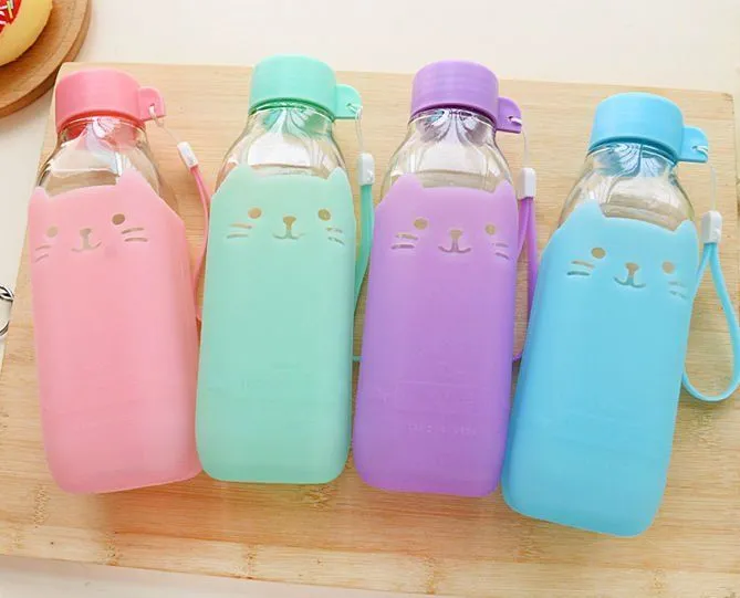 20 Ide Bentuk Botol Minum Kekinian; Cocok Buatmu yang Suka Bawa Minum ke Mana-Mana 46