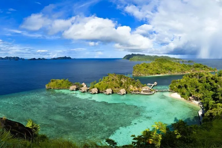 Jika Traveling Ada dalam Jiwamu, Ajak Pasanganmu ke 10 Surga Ini untuk Berbulan Madu! 11