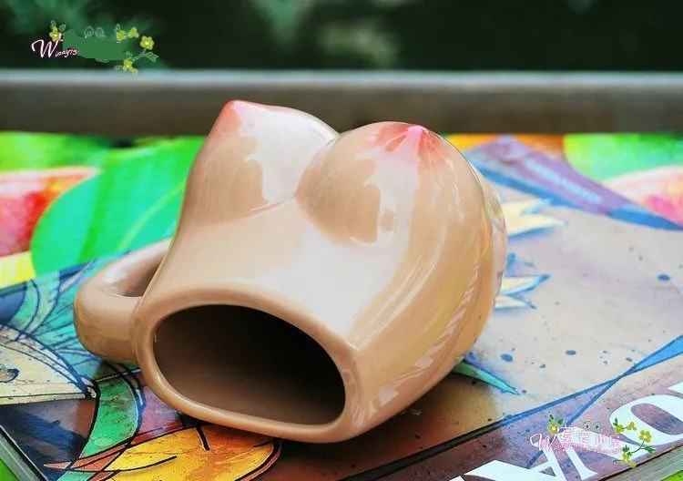 Cowokmu Doyan Ngopi? Yuk, Bahagiakan Dia Dengan Menghadiahkan 15 Mug Berdesain 'Laki' Ini! 42