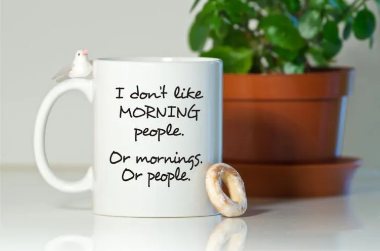 Cowokmu Doyan Ngopi? Yuk, Bahagiakan Dia Dengan Menghadiahkan 15 Mug Berdesain 'Laki' Ini! 28
