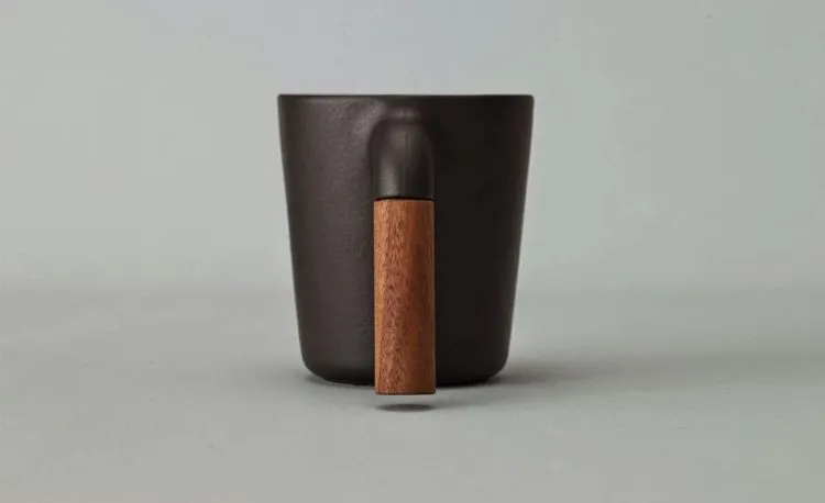 Cowokmu Doyan Ngopi? Yuk, Bahagiakan Dia Dengan Menghadiahkan 15 Mug Berdesain 'Laki' Ini! 34