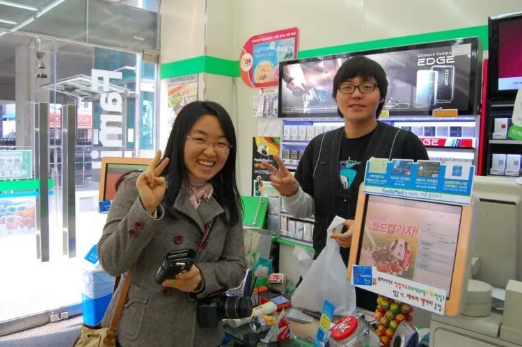 Biar Kuat Iman dan Nggak Laper Mata Pas Ke Minimarket, 8 Prinsip Ini Harus Kamu Pegang Erat 9