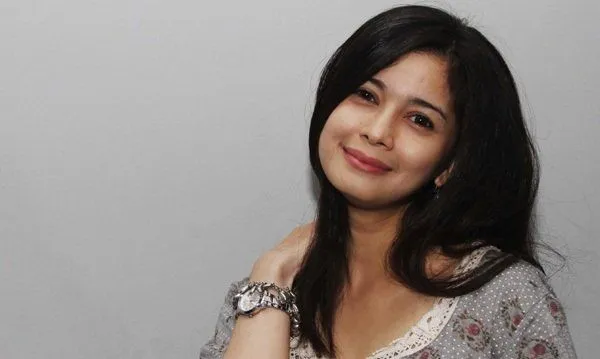 15 Aktris Idola Para Cowok di Medio 2000-an. Pasti Banyak yang Sering Bayangin Mereka Waktu Itu 19