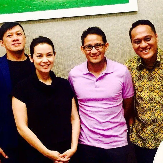 Seandaninya Bisa Memilih Gubernur DKI Berdasarkan Style Bajunya, Kamu Akan Pilih yang Mana? 47
