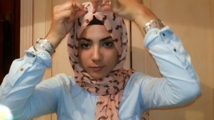 Ini Nih Penyebab Mukamu Berjerawat Saat Menggunakan Jilbab. Cewek Harus Tahu! 10